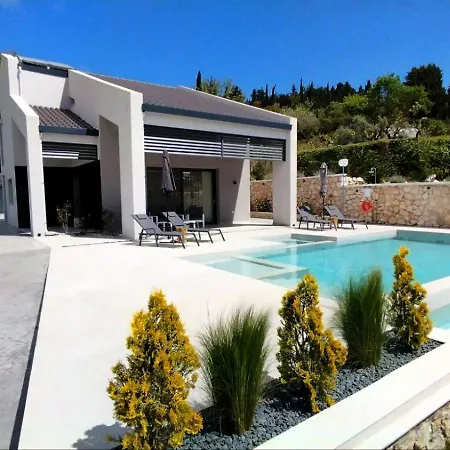 Soha Luxury House Villa Lazaráta