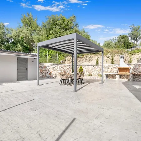 Villa Soha Luxury House Lazarata
