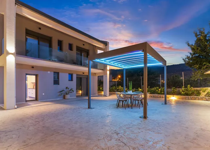Soha Luxury House Lazaráta